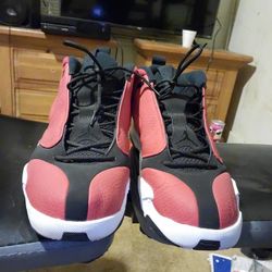 Jordan Quick 23  Sz 13