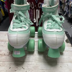Roller Skates & Rollerblades 