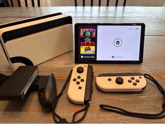 Nintendo Switch OLED Console Bundle – White Joy-Cons