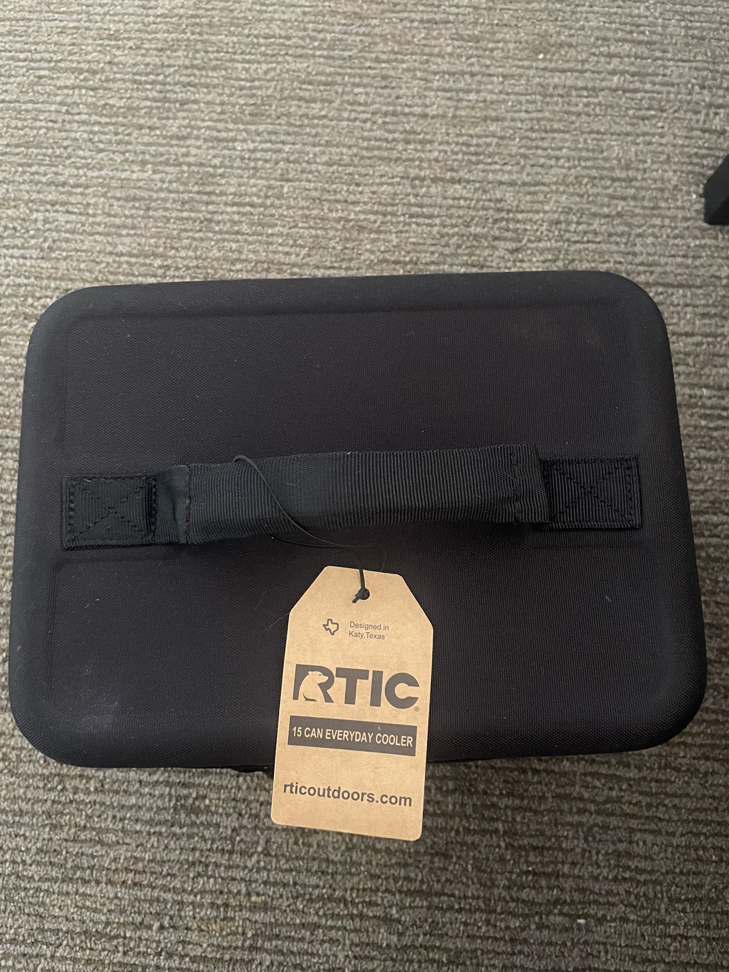 RTIC 15 Can Cooler