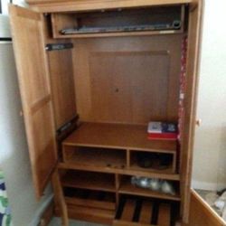 Storage Cabinet/Entertainment Center