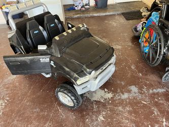 Power Wheel Kids Truck With Charger