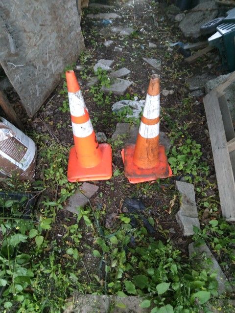 4 Road Cones
