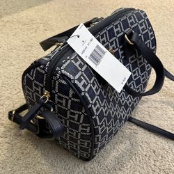 Tommy Hilfiger Women’s Hand Bag Dark Navy Blue & Gray (New)