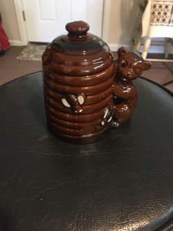 VINTAGE BEAR HONEY JAR 
