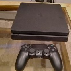 PlayStation 4 Slim Console Controller Set