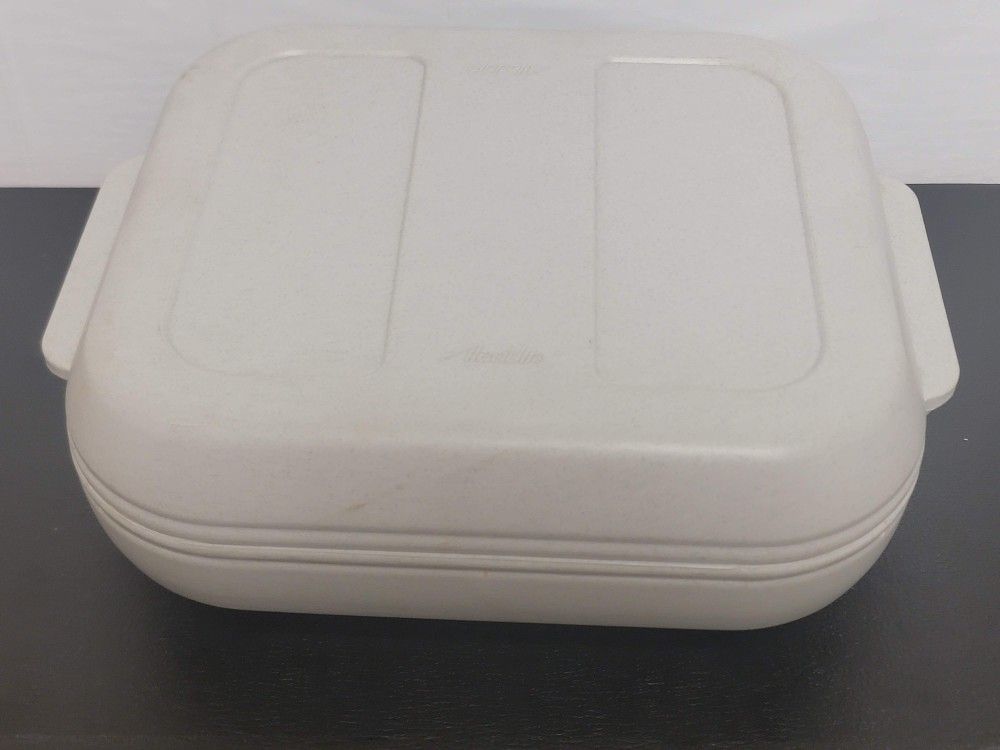 Vintage Aladdin Insulated TEMPRESERVE & PYREX 222-r Baking Pan Dish 2Q