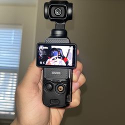 DJI Osmo Pocket 3