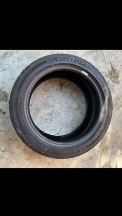 1 - 235/45zr17 Good 90% Treads Michelin Tire!!!!!!!!!!!
