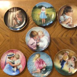 I have seven beautiful collectors plates by Donald Zolan All 7 Are $50 Or 1 For $10