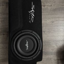 subwoofer built for tacoma and amp with all wires 10 inch