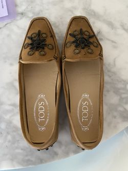 TOD’S loafer