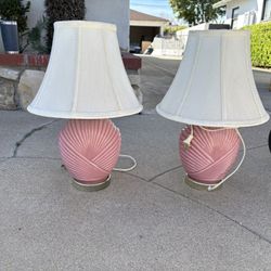 1980 Art Deco Shell Style Pink Table Lamp