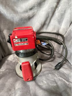 Milwaukee model 5670 Classic 12-amp, 2.25 HP Fixed-base Router