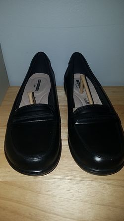 NIB Clark's loafers size9