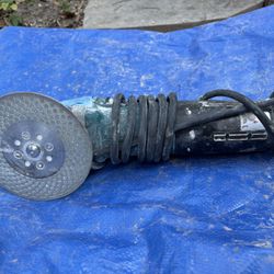 Makita 9565CV 5 Inch 120 Volt Electric High Power Angle Grinder