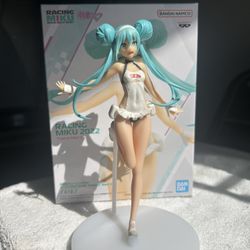 Hatsune Miku Figure
