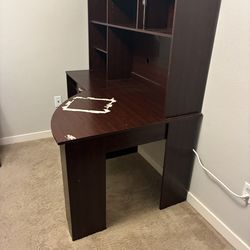 5 piece desk with owners manual and all screws