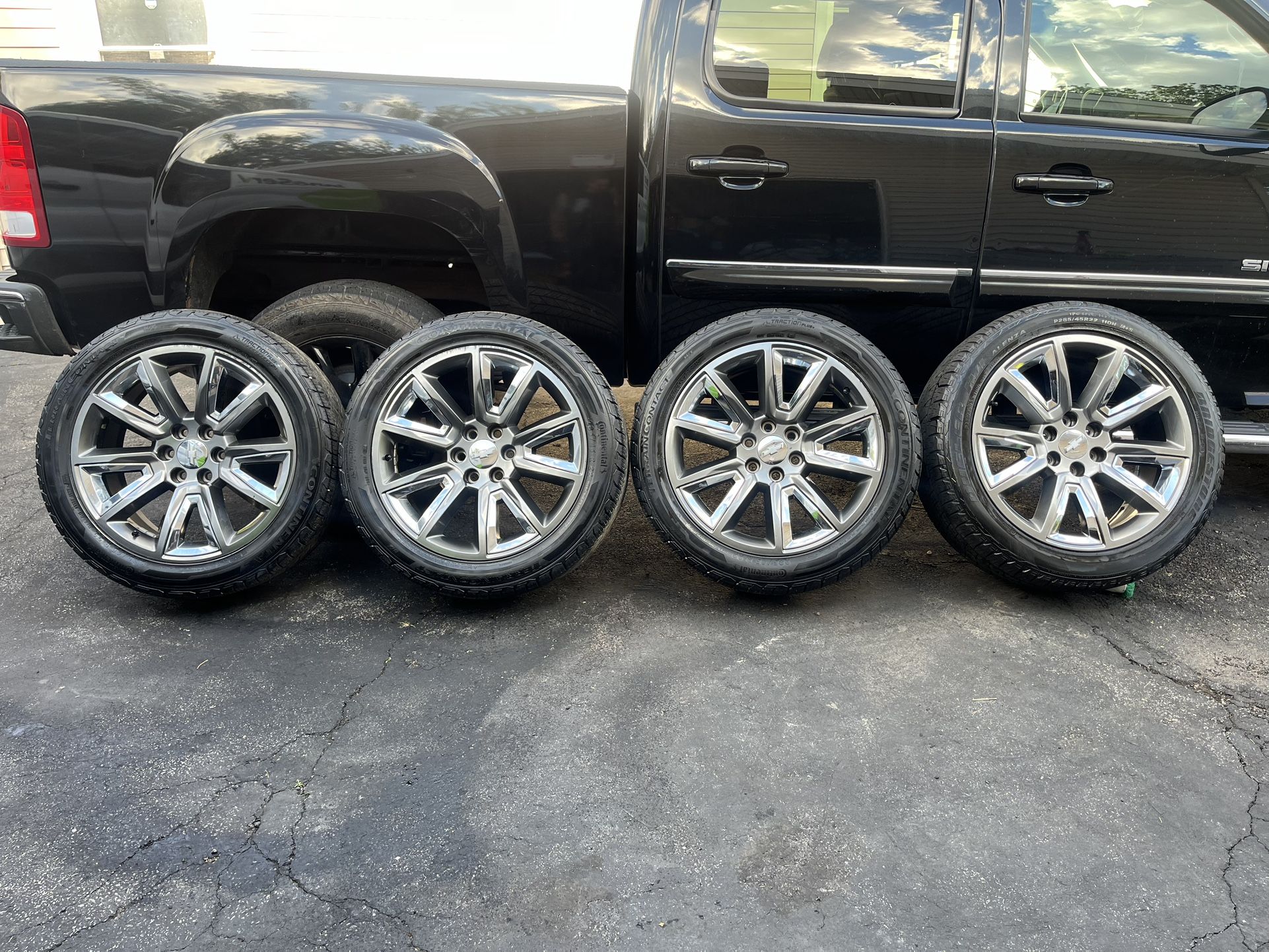 22” Wheels Rims 6x5.5 Chevy GMC