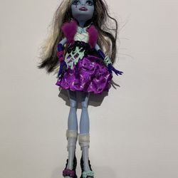 Monster High Sweet Screams Abbey Bominable Doll