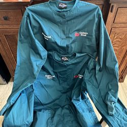 Men’s Cedars Sinai Scrub Jackets, T-shirt, Grey Jacket And Waterproof Black Jacket