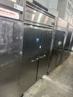 Victory RS-2D-S7 Two-Door Commercial Refrigerator (S/N E1084600)