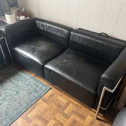 Le Corbusier Grand Modele Sofas (matching 2 available)