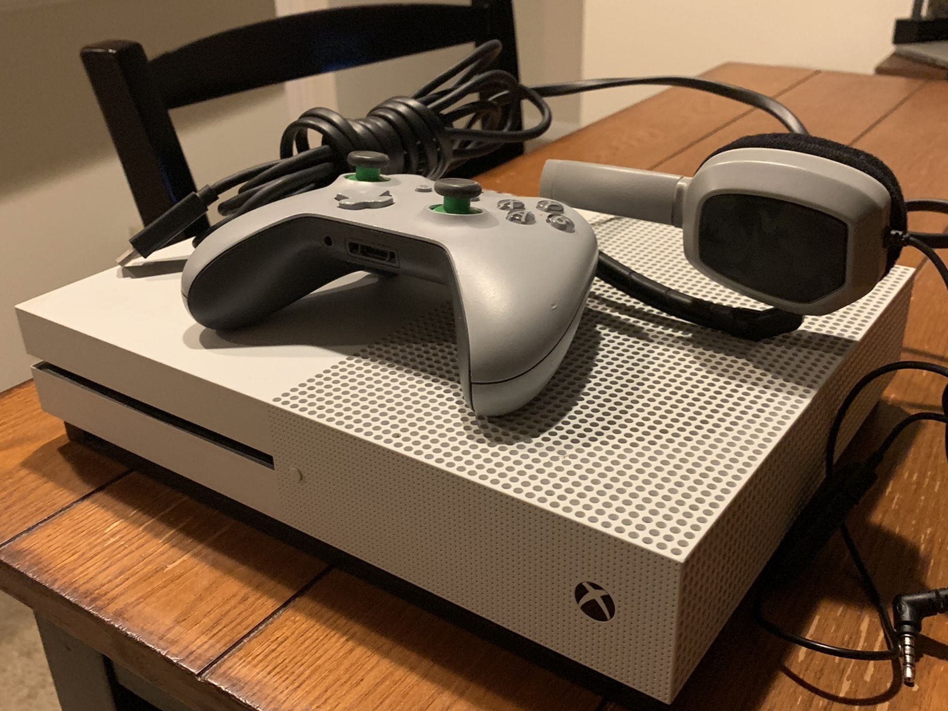 Xbox One S with Controller And Headset