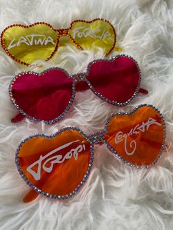 ✨ KAROL G CONCERT GLASSES – PHOENIX 💛🩷🧡