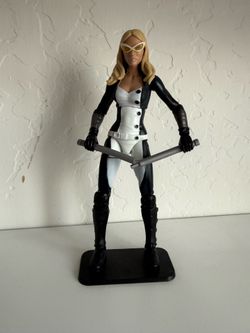 Marvel Legends Mockingbird