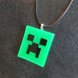 Minecraft green creeper glow in the dark necklace new resin handmade