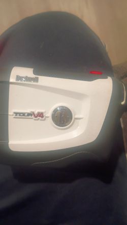 Bushnell Tour V4 Golf Rangefinder