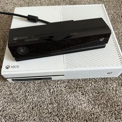 Xbox one white + Kinect sensor for the Xbox One