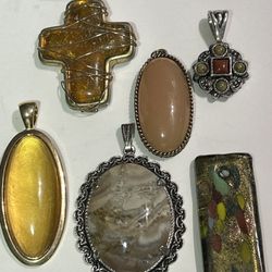PENDANT LOTS 