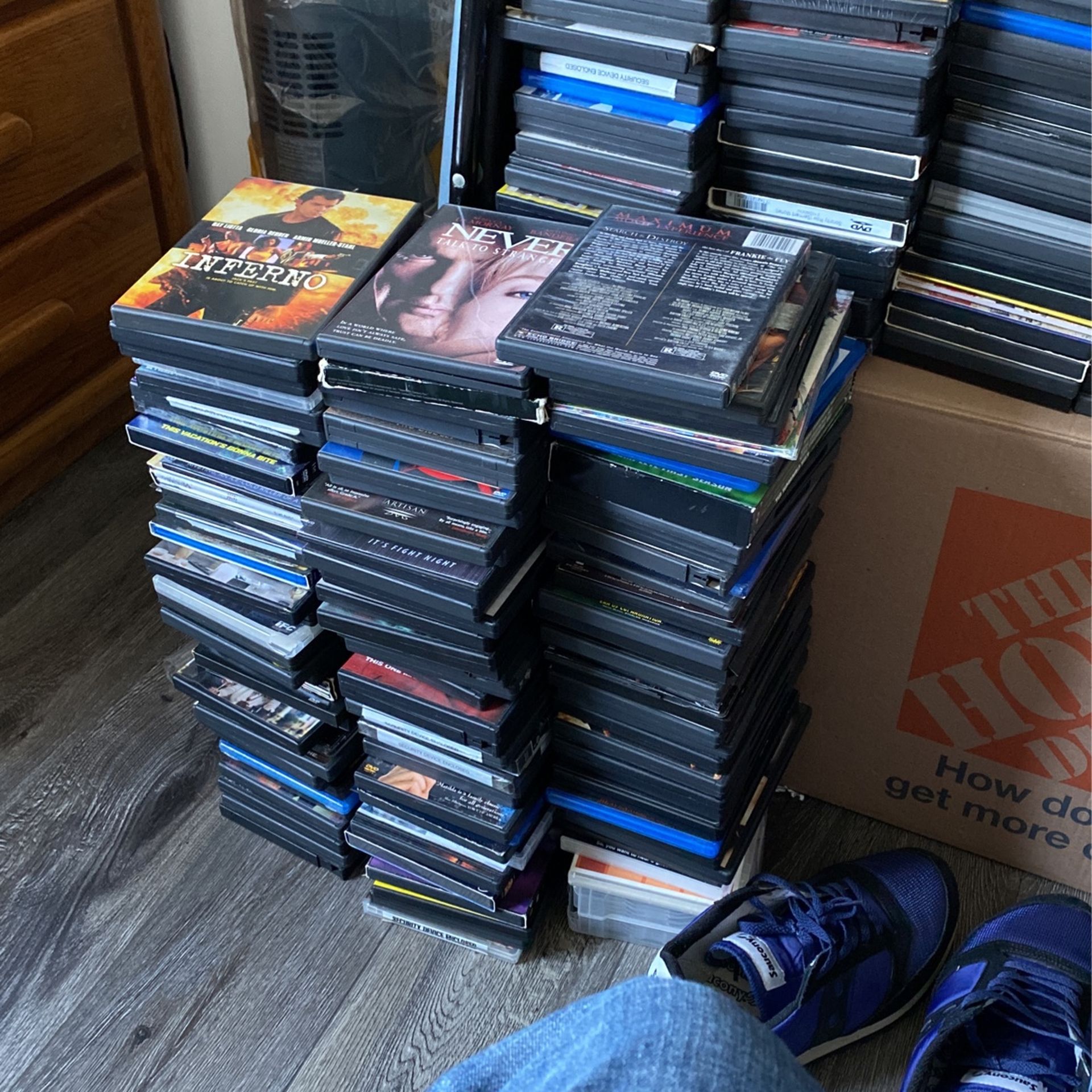 Assorted Dvds And Blu-ray’s
