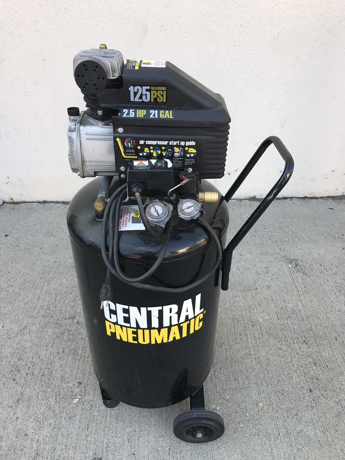 Central Pneumatic 21 Gallon Air Compressor