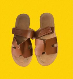 Brown platform sandals size 6.5