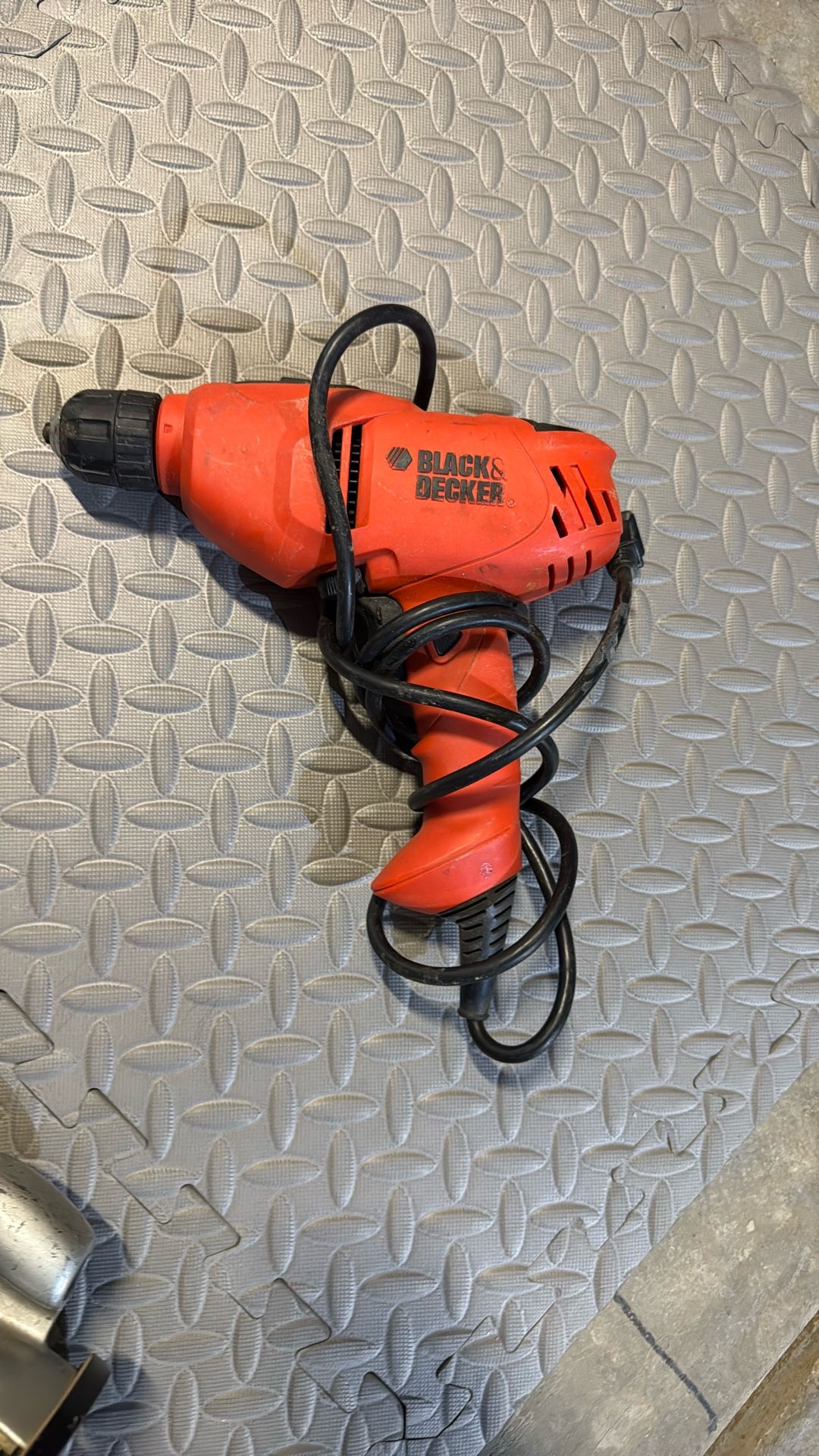 Drill-black &decker