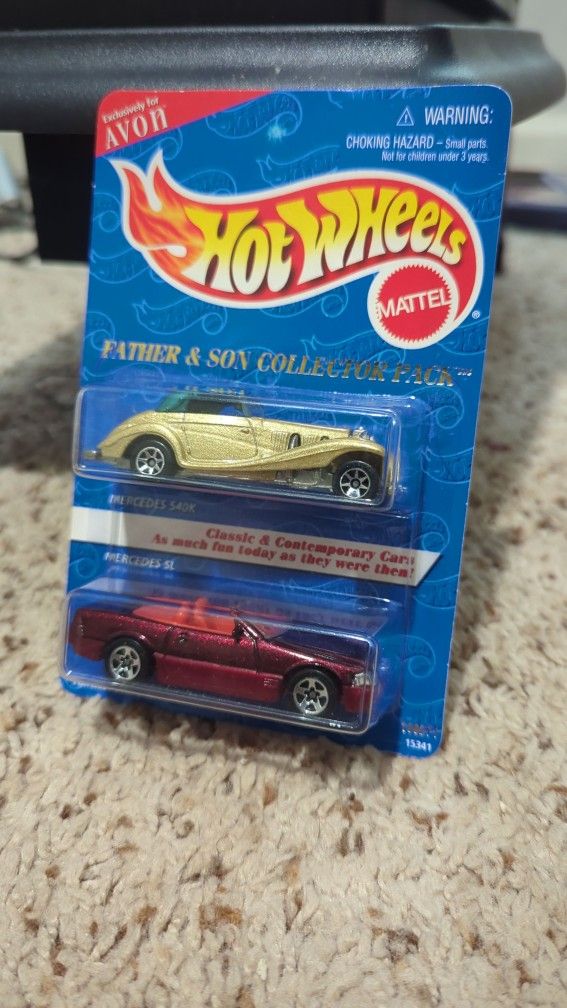 1995 Hot Wheels Father & Son Collector Pack - Mercedes 540K and Mercedes SL