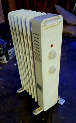 Mainstays 1500W Oil-Filled Electric Radiant Space Heater