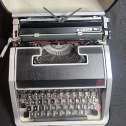 Olivetti Lettera DL