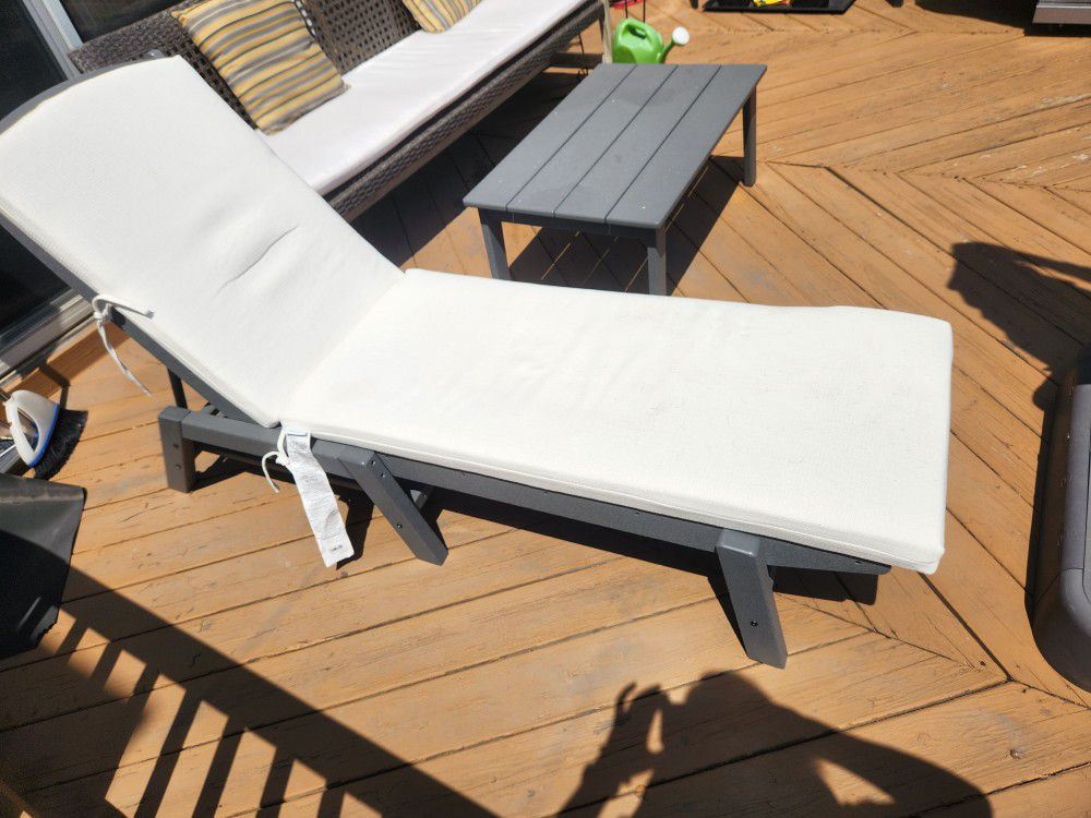 Chaise Outdoor Lounge 
