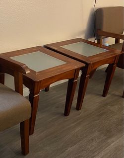 2 Wood Side Tables