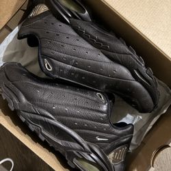 Nike Noctas 