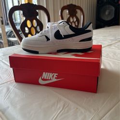 Women’s Nike Gamma Forces White/Black