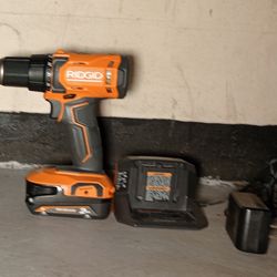 Ridgid Brushless 1/2 Inch Drill And Battery 