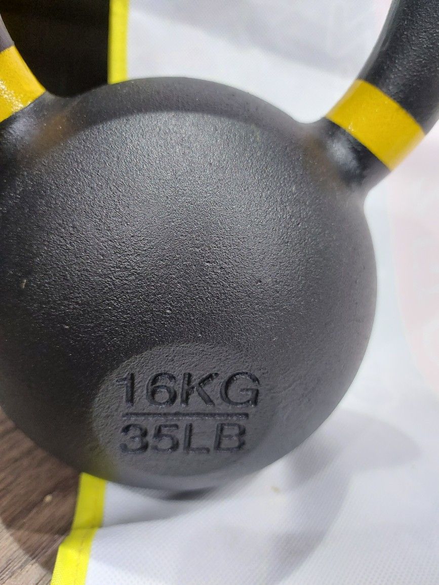 Cast Iron Powder Coated Kettlebells 16kg(35lbs)