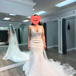 Wedding dress 