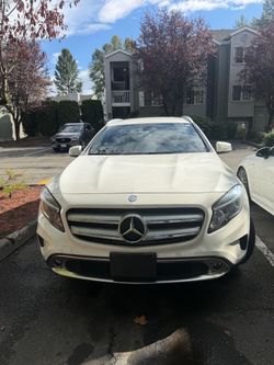 Mercedes Benz GLA 250