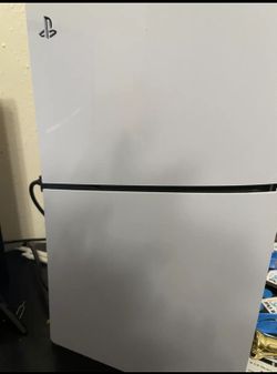 Ps5 slim with Two Controllers